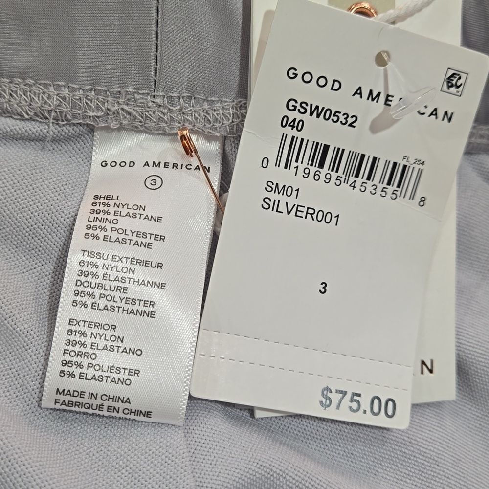 NWT.. GOOD AMERICAN.. silver bike shorts.. - Picture 7 of 9